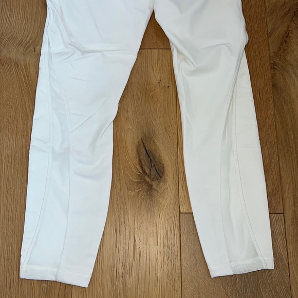 NWOT Lululemon Train Time 7/8 pants, size 8 - Picture 6 of 8